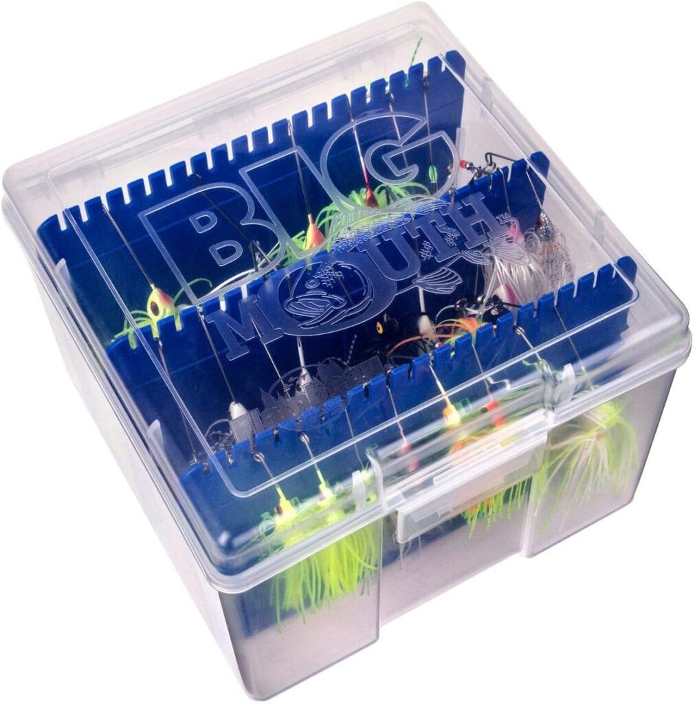 Flambeau Outdoors 550 Large Big Mouth Spinnerbait Box, Fishing Bait and Lure Organizer with anti-corrosion Zerust dividers, Clear